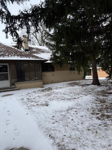 4411 S 68th STREET, Milwaukee, WI 53220