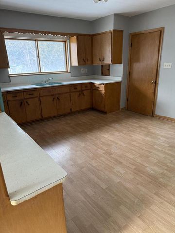 4411 S 68th STREET, Milwaukee, WI 53220