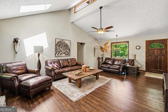 2192 Mohawk Trail, Acworth, GA 30102