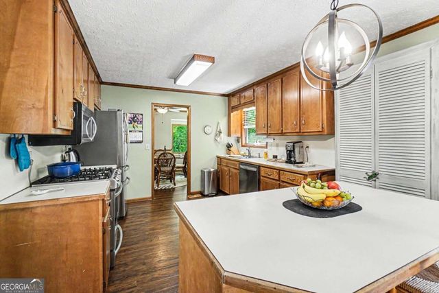 2192 Mohawk Trail, Acworth, GA 30102