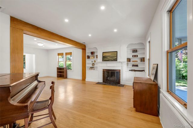 328 Manor Road, Douglaston, NY 11363