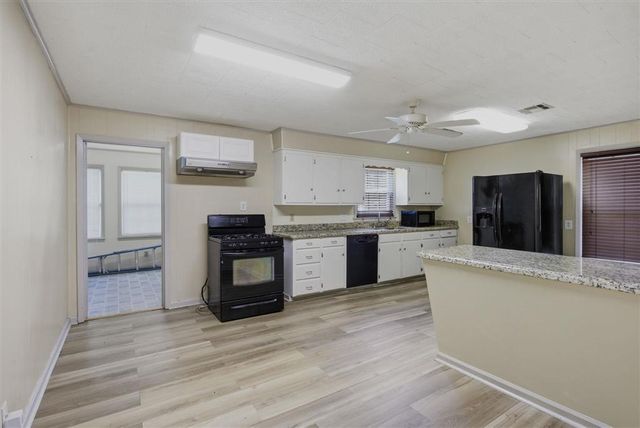 3904 Harvard Street, Lake Charles, LA 70607
