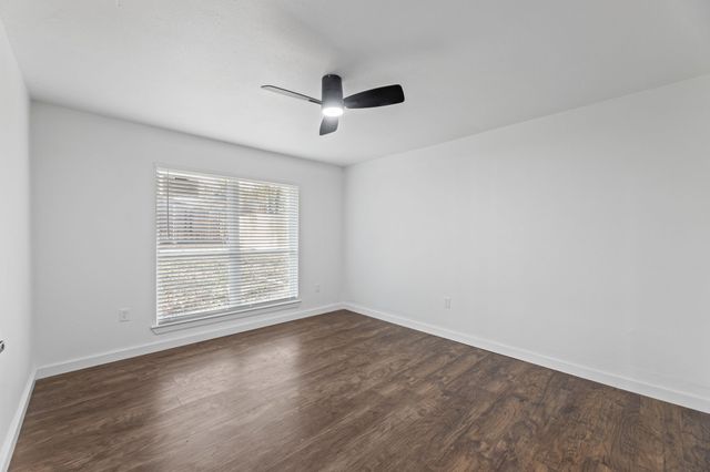 2506 Holt Road, Arlington, TX 76006