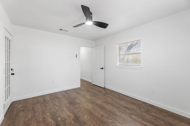 2506 Holt Road, Arlington, TX 76006