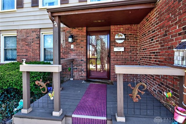 1017 Terracewood Drive, Englewood, OH 45322