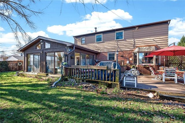 1017 Terracewood Drive, Englewood, OH 45322