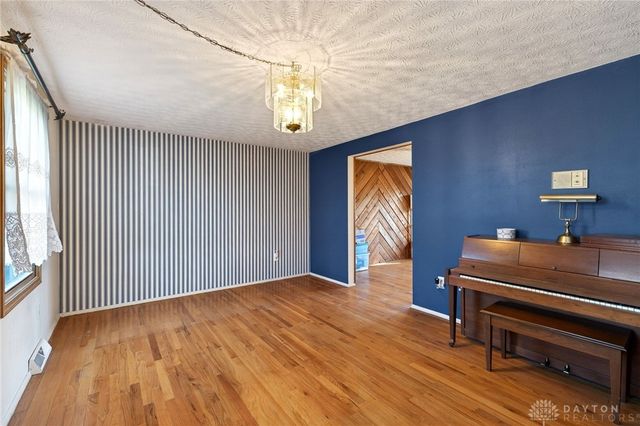 1017 Terracewood Drive, Englewood, OH 45322