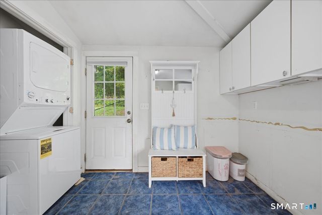 82 Old Post Road, Clinton, CT 06413