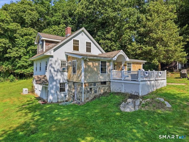 82 Old Post Road, Clinton, CT 06413