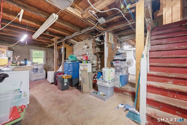 82 Old Post Road, Clinton, CT 06413