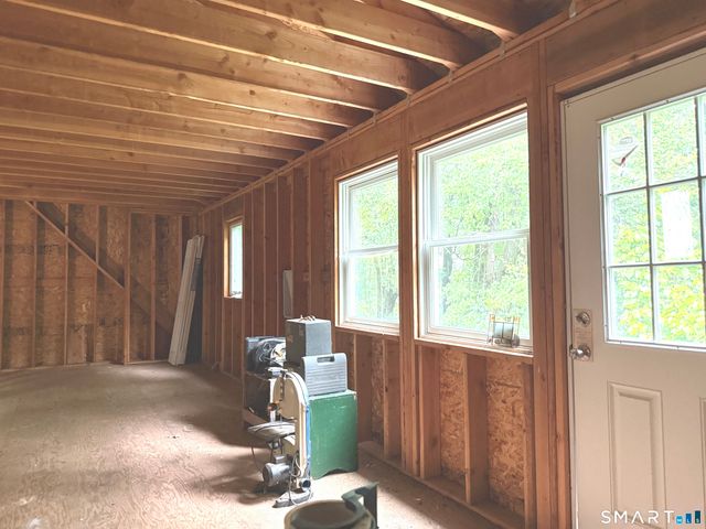 82 Old Post Road, Clinton, CT 06413
