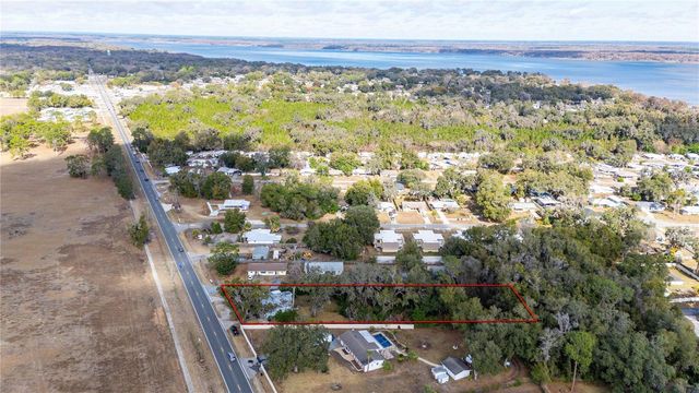 1565 N C 470, Lake Panasoffkee, FL 33538
