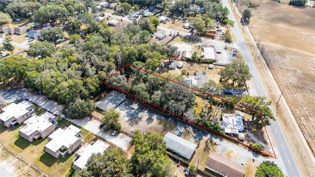 1565 N C 470, Lake Panasoffkee, FL 33538