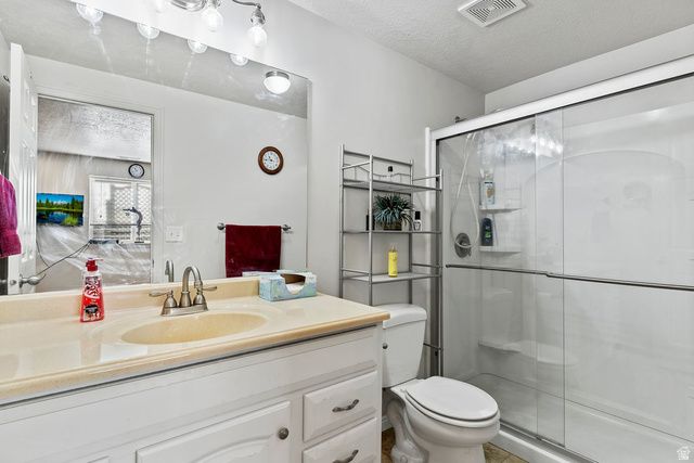 1818 S 200 W, Clearfield, UT 84015