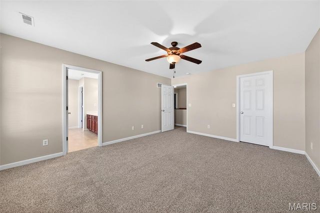 542 Country Circle Drive, Lake St Louis, MO 63367