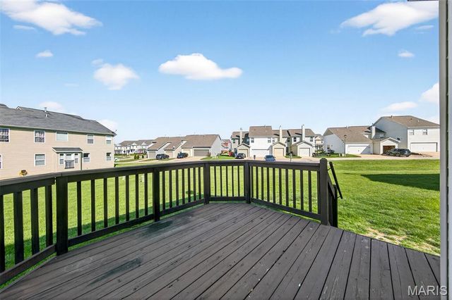 542 Country Circle Drive, Lake St Louis, MO 63367