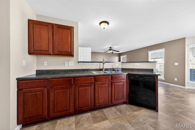 542 Country Circle Drive, Lake St Louis, MO 63367