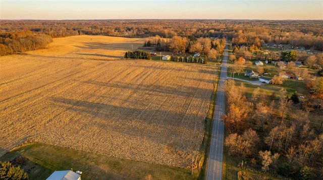 2573 E Valley Road, Adrian, MI 49221