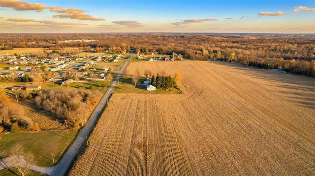 2573 E Valley Road, Adrian, MI 49221