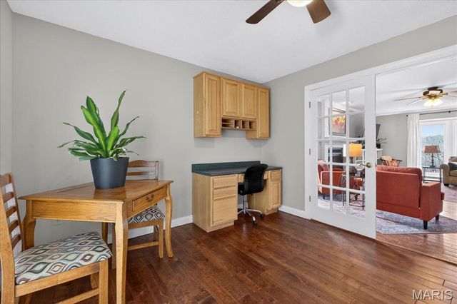 1102 Lakeview Drive, Pacific, MO 63069