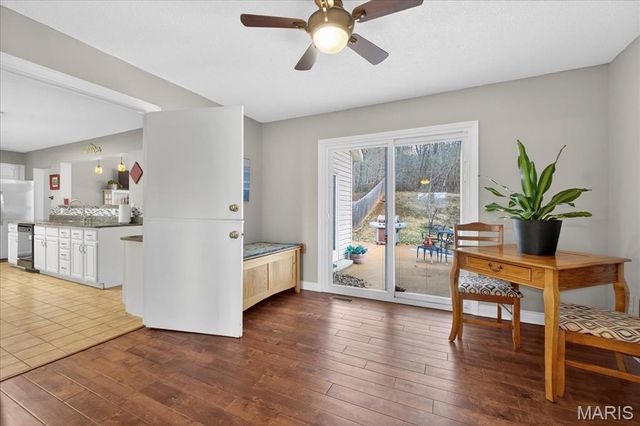 1102 Lakeview Drive, Pacific, MO 63069