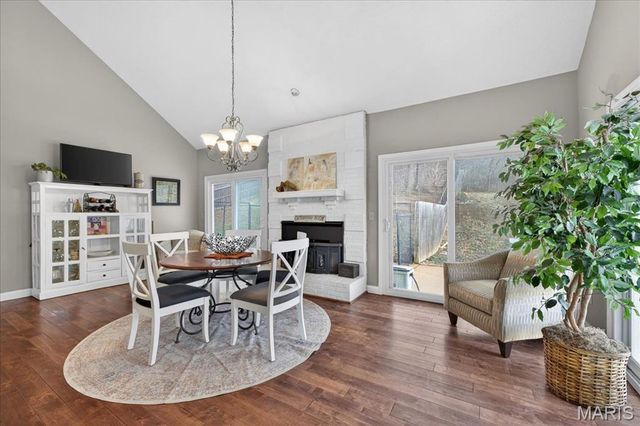 1102 Lakeview Drive, Pacific, MO 63069