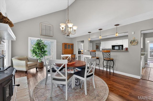 1102 Lakeview Drive, Pacific, MO 63069