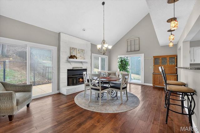 1102 Lakeview Drive, Pacific, MO 63069