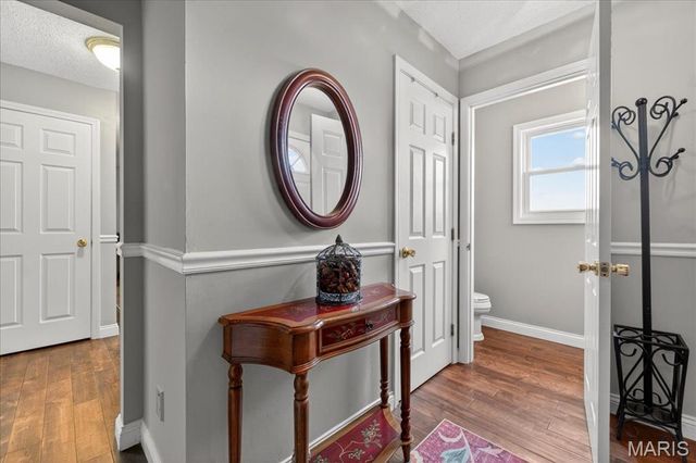 1102 Lakeview Drive, Pacific, MO 63069