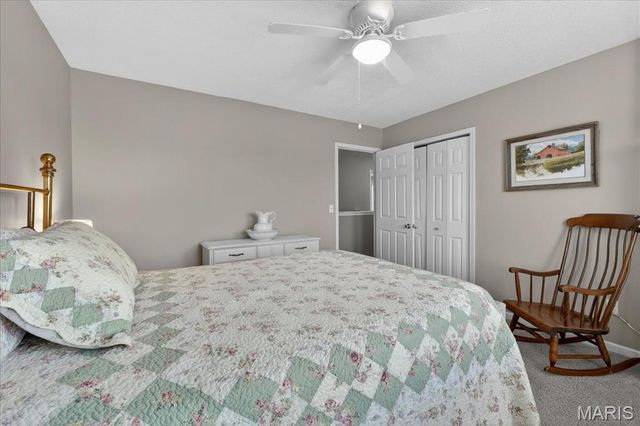 1102 Lakeview Drive, Pacific, MO 63069