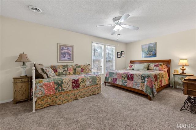 1102 Lakeview Drive, Pacific, MO 63069