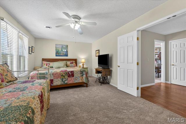 1102 Lakeview Drive, Pacific, MO 63069