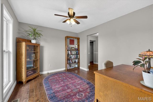 1102 Lakeview Drive, Pacific, MO 63069