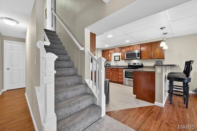 1102 Lakeview Drive, Pacific, MO 63069