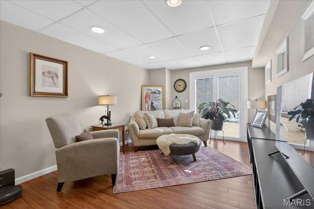 1102 Lakeview Drive, Pacific, MO 63069