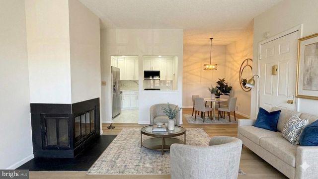 70 JUNIPER WAY, Hamilton, NJ 08619