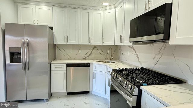 70 JUNIPER WAY, Hamilton, NJ 08619