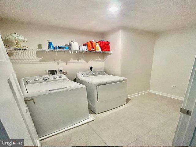 210 CHASE DR, Downingtown, PA 19335