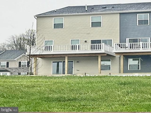 210 CHASE DR, Downingtown, PA 19335