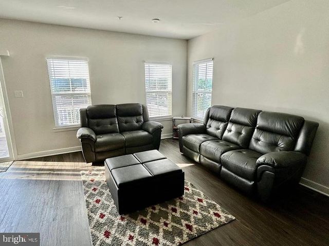 210 CHASE DR, Downingtown, PA 19335