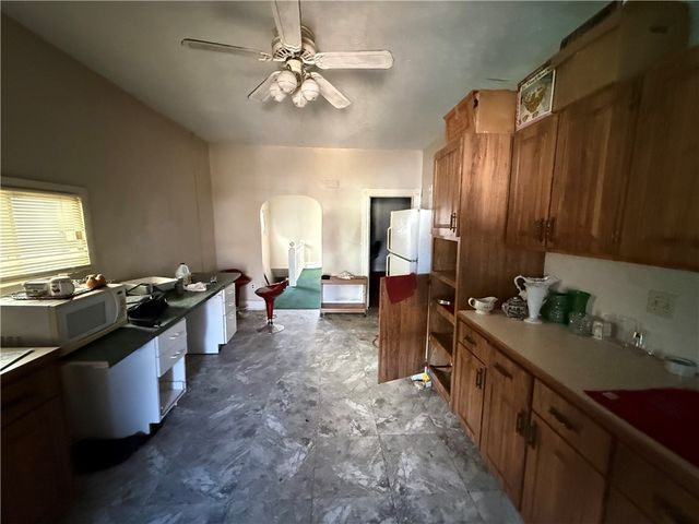 329 E Long Ave, New Castle, PA 16101