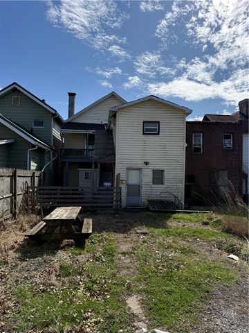 329 E Long Ave, New Castle, PA 16101