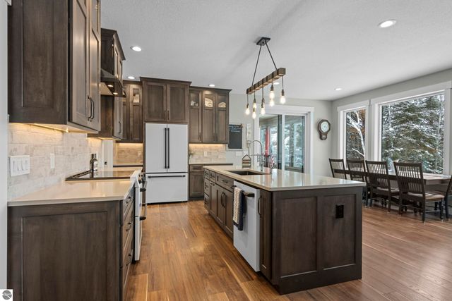 3681 Riverview Road, Manton, MI 49663