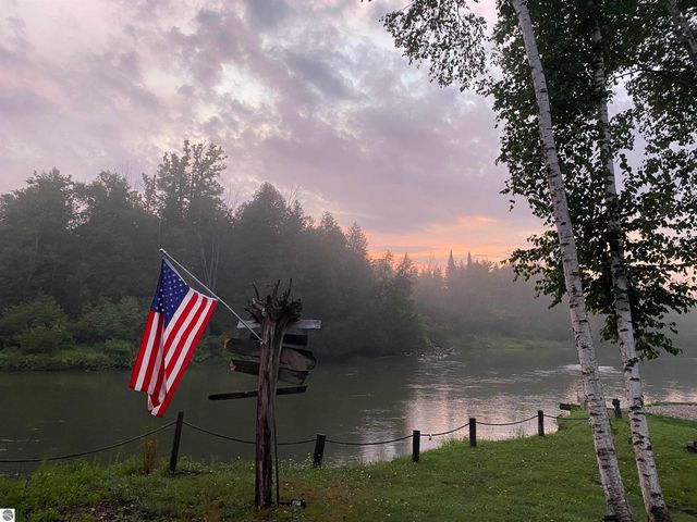 3681 Riverview Road, Manton, MI 49663