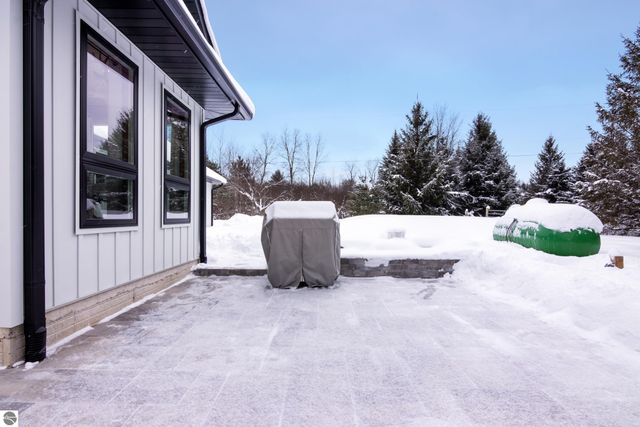 3681 Riverview Road, Manton, MI 49663