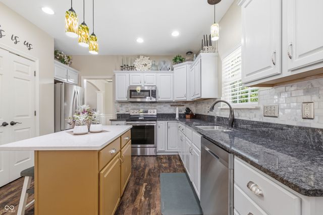 6426 Harrison Ridge Boulevard, Indianapolis, IN 46236