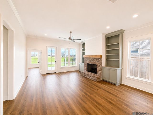 36177 Belle Parc Ave, Geismar, LA 70734