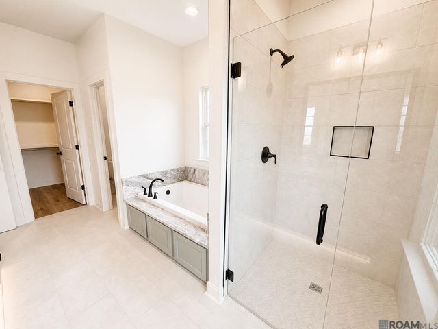 36177 Belle Parc Ave, Geismar, LA 70734