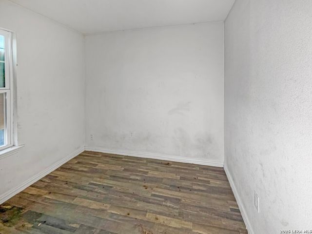 3239 MARTIN LUTHER KING DR, San Antonio, TX 78220