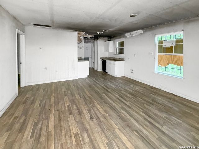 3239 MARTIN LUTHER KING DR, San Antonio, TX 78220